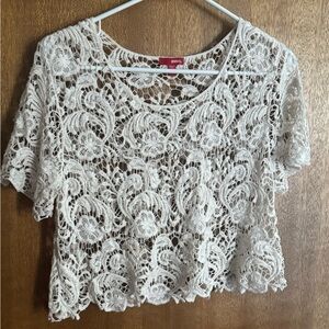 BONGO White Short Sleeve Embellished Crop Blouse